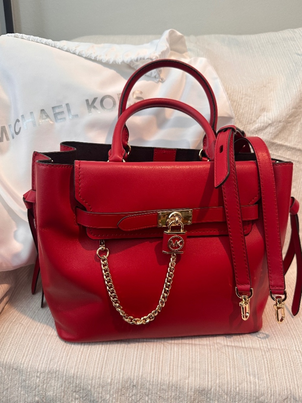 Michael Kors Hamilton Legacy Large Leather Satchel Tote Red Gold Lock Crossbody - Picture 1 of 6
